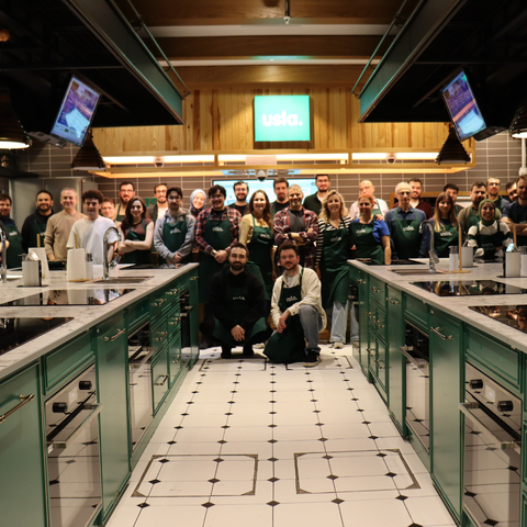 12 Yıllık Başarıya Lezzetli Bir Kutlama!