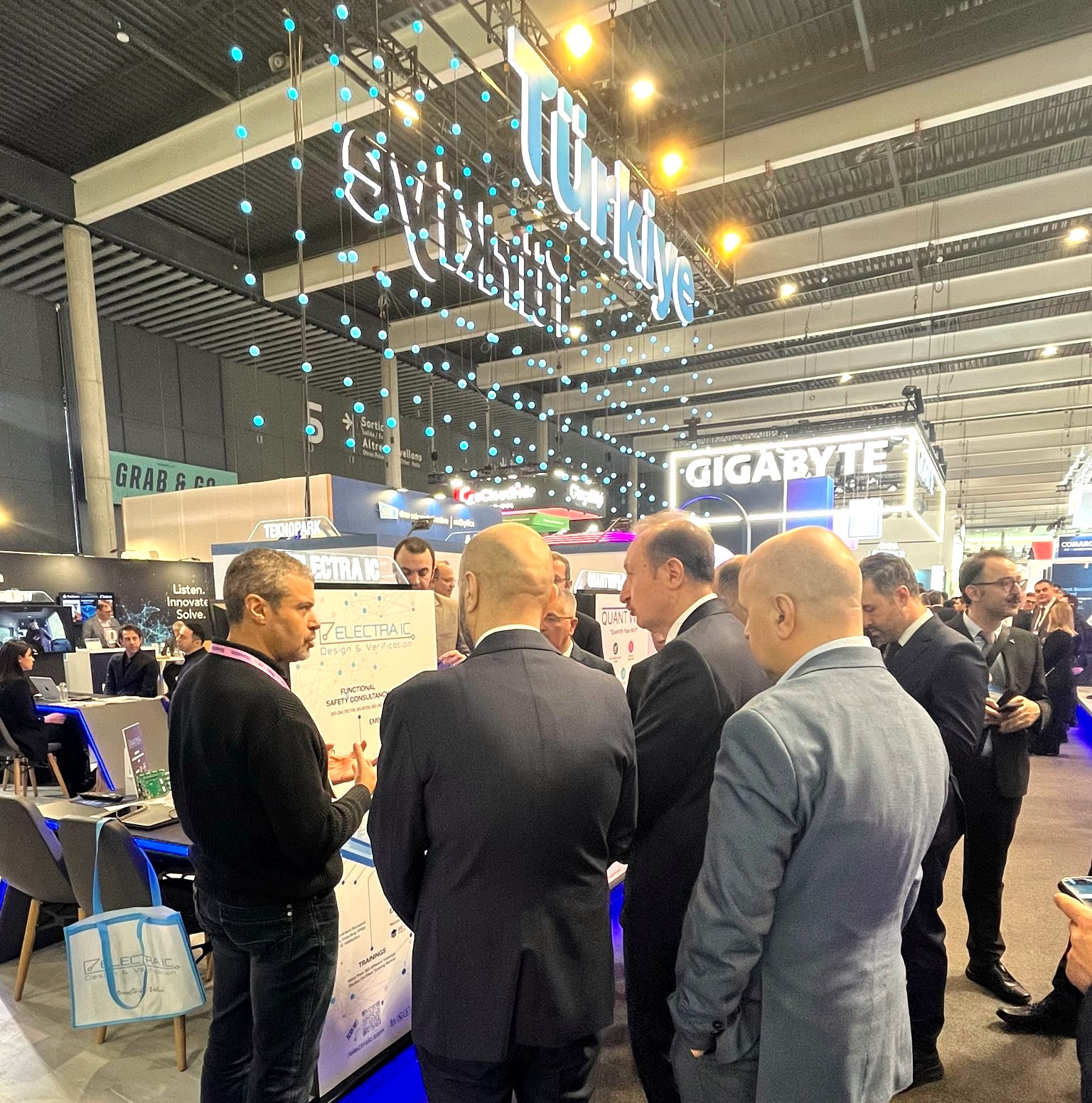 ELECTRA IC MWC Barcelona'da: İletişim Teknolojilerinin Geleceğine Güç Katıyoruz